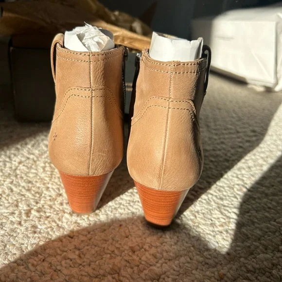 NWB Frye Reina Bootie in Ash - Picture 11 of 11